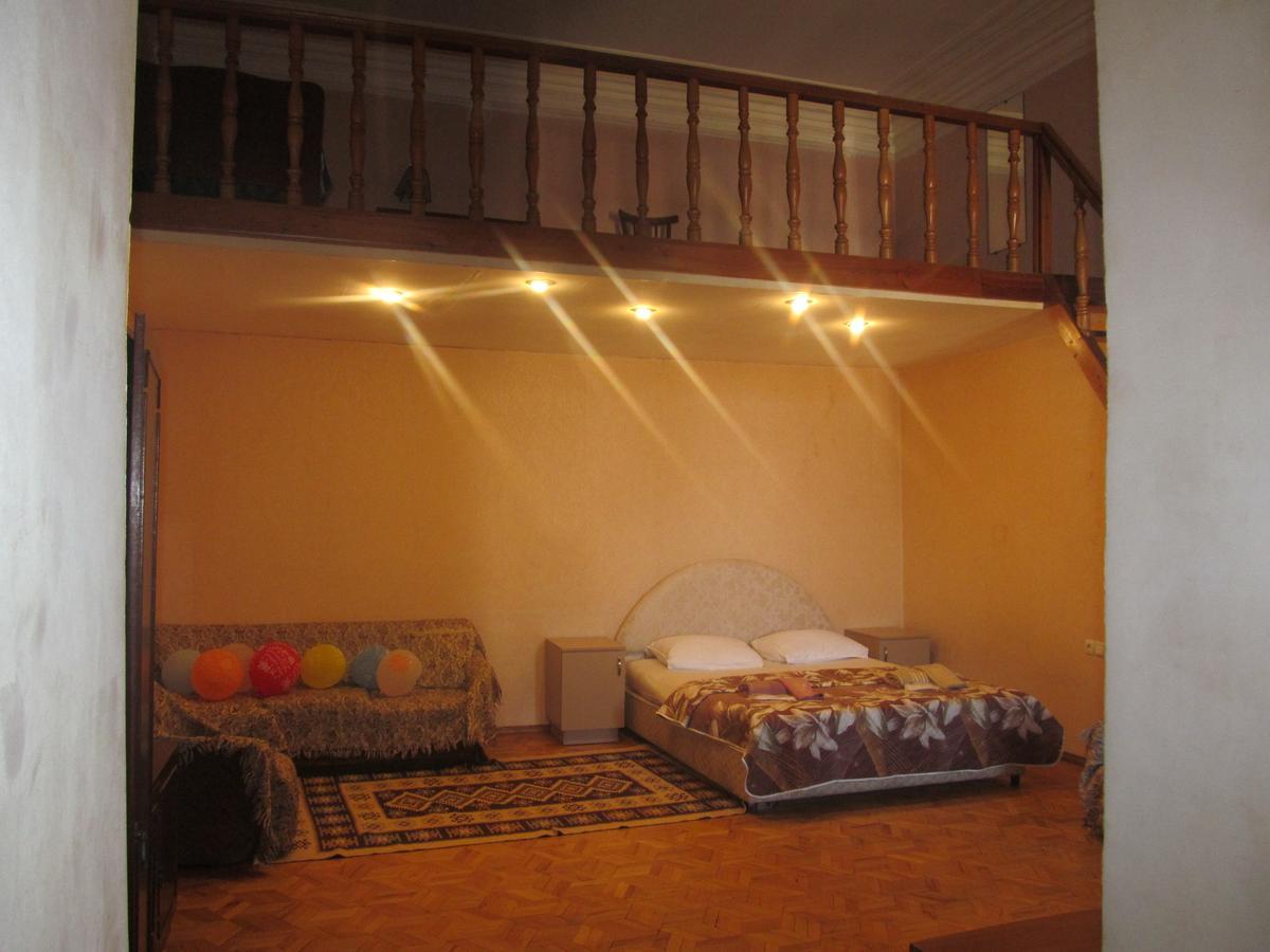 Grandma'S Hotel Tbiliszi Kültér fotó