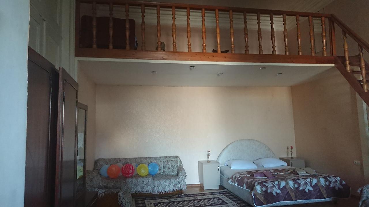 Grandma'S Hotel Tbiliszi Kültér fotó