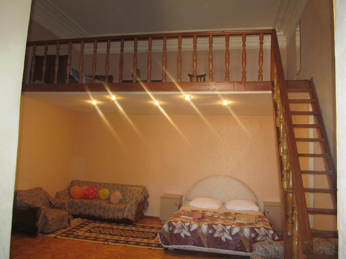 Grandma'S Hotel Tbiliszi Kültér fotó