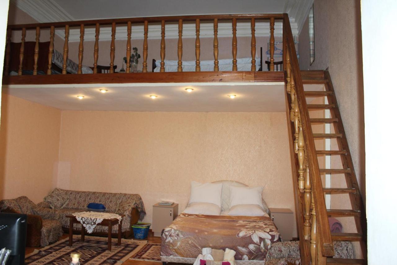 Grandma'S Hotel Tbiliszi Kültér fotó