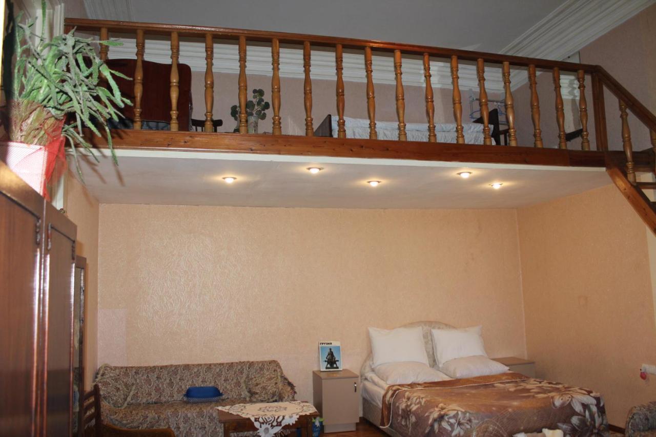 Grandma'S Hotel Tbiliszi Kültér fotó